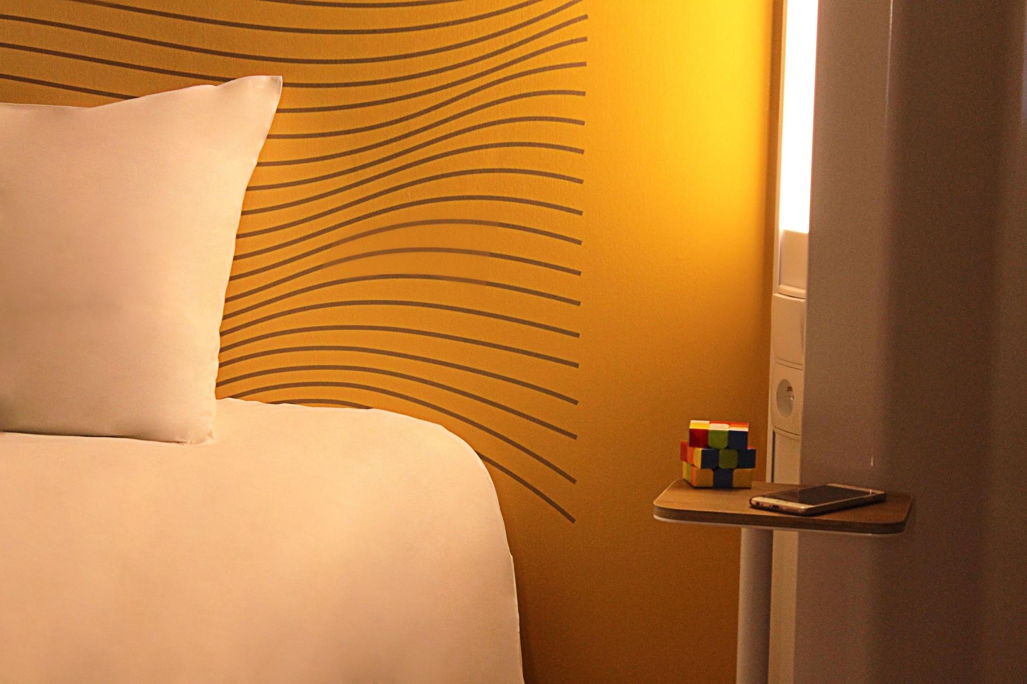 B&B Hotel Cergy Saint Christophe Екстер'єр фото
